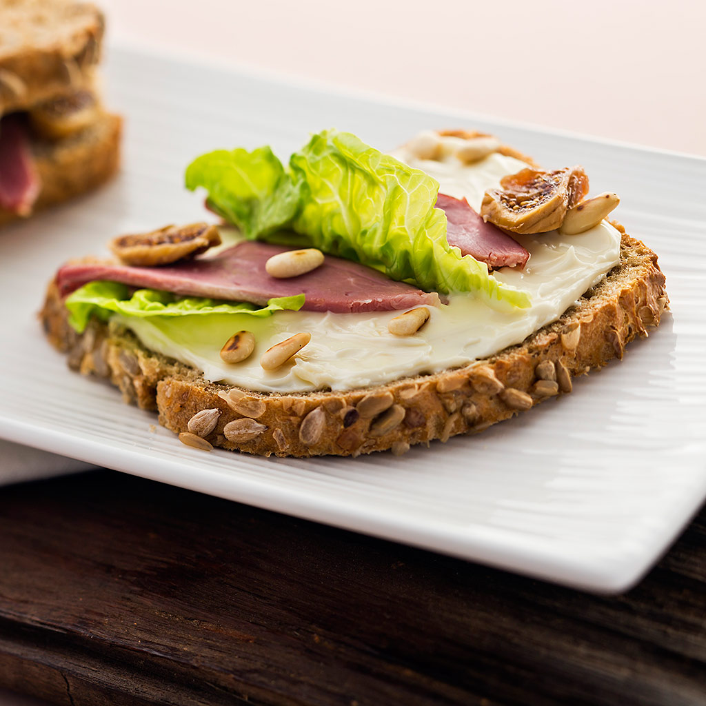 Een Zuiderse Club sandwich met Maredsous® Geitenkaas