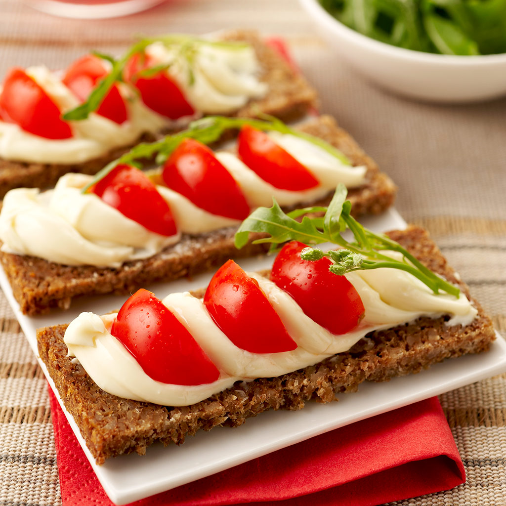 Sneetjes roggebrood met Maredsous® Light